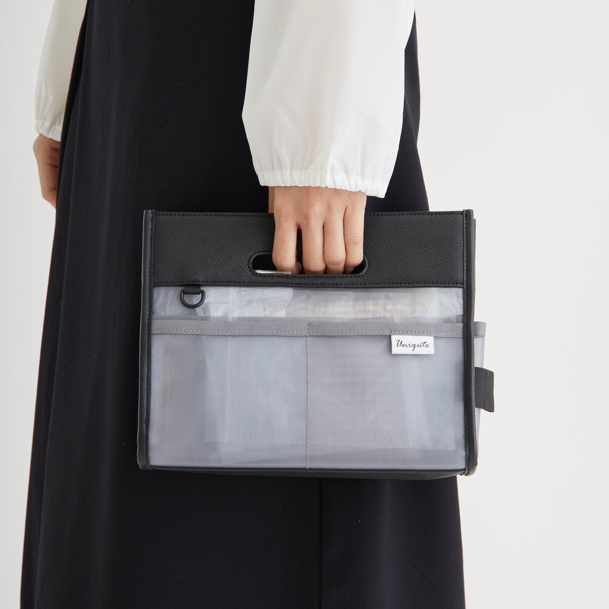 スタイリッシュ多機能バッグインバッグ