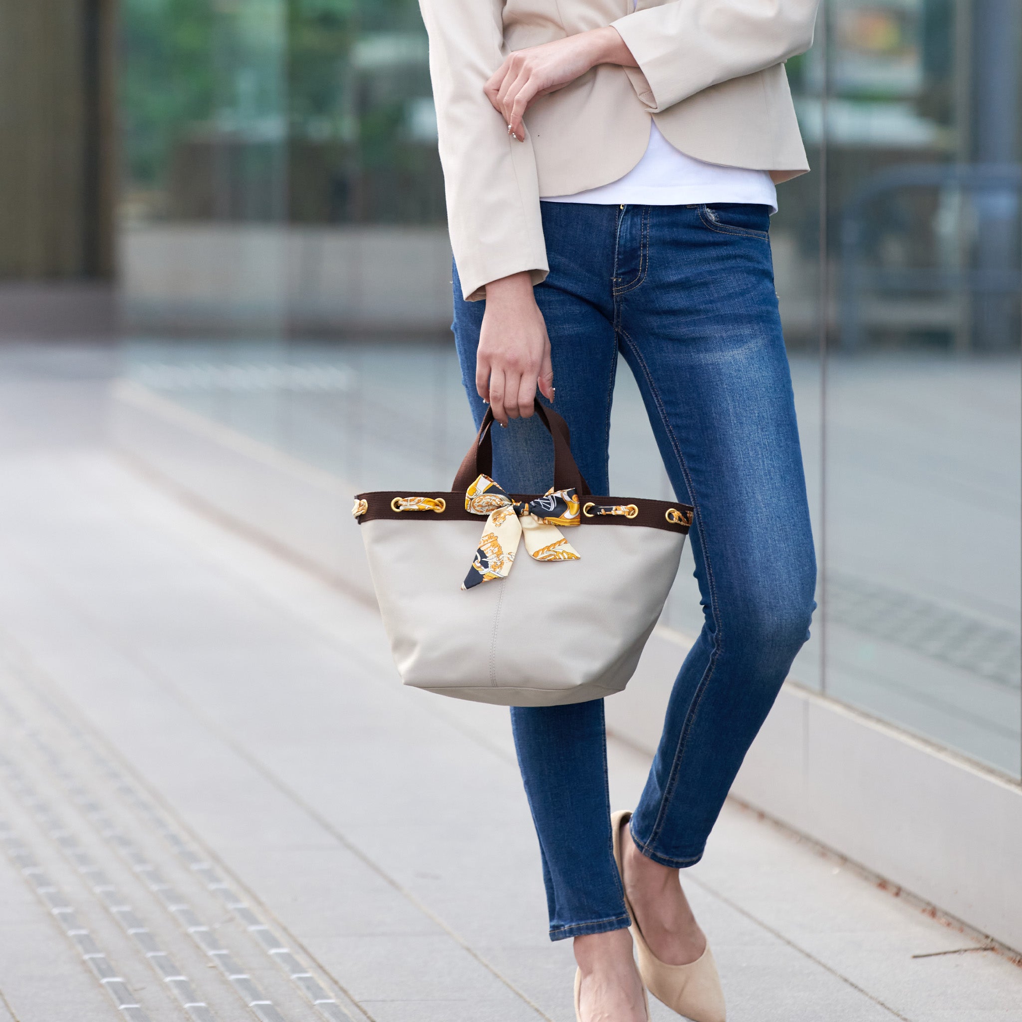 Boat-shaped tote bag made in Japan