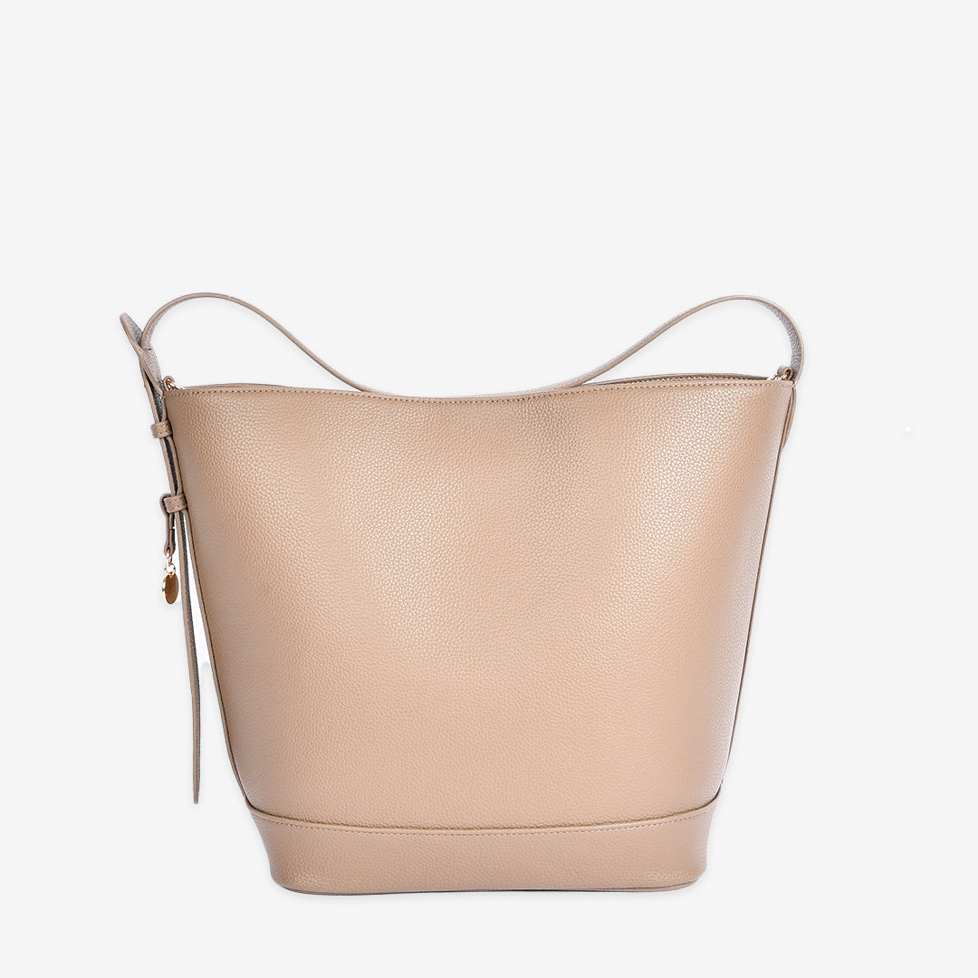 トープの本革巾着ボストンバッグ 正面