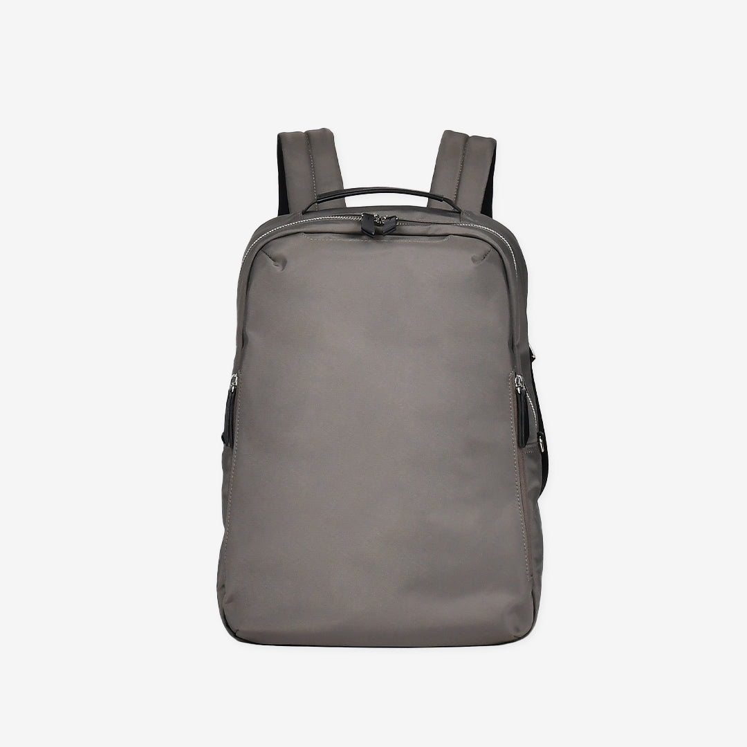 Business Backpack - ビジネスリュック M(A4/14インチPC収納)