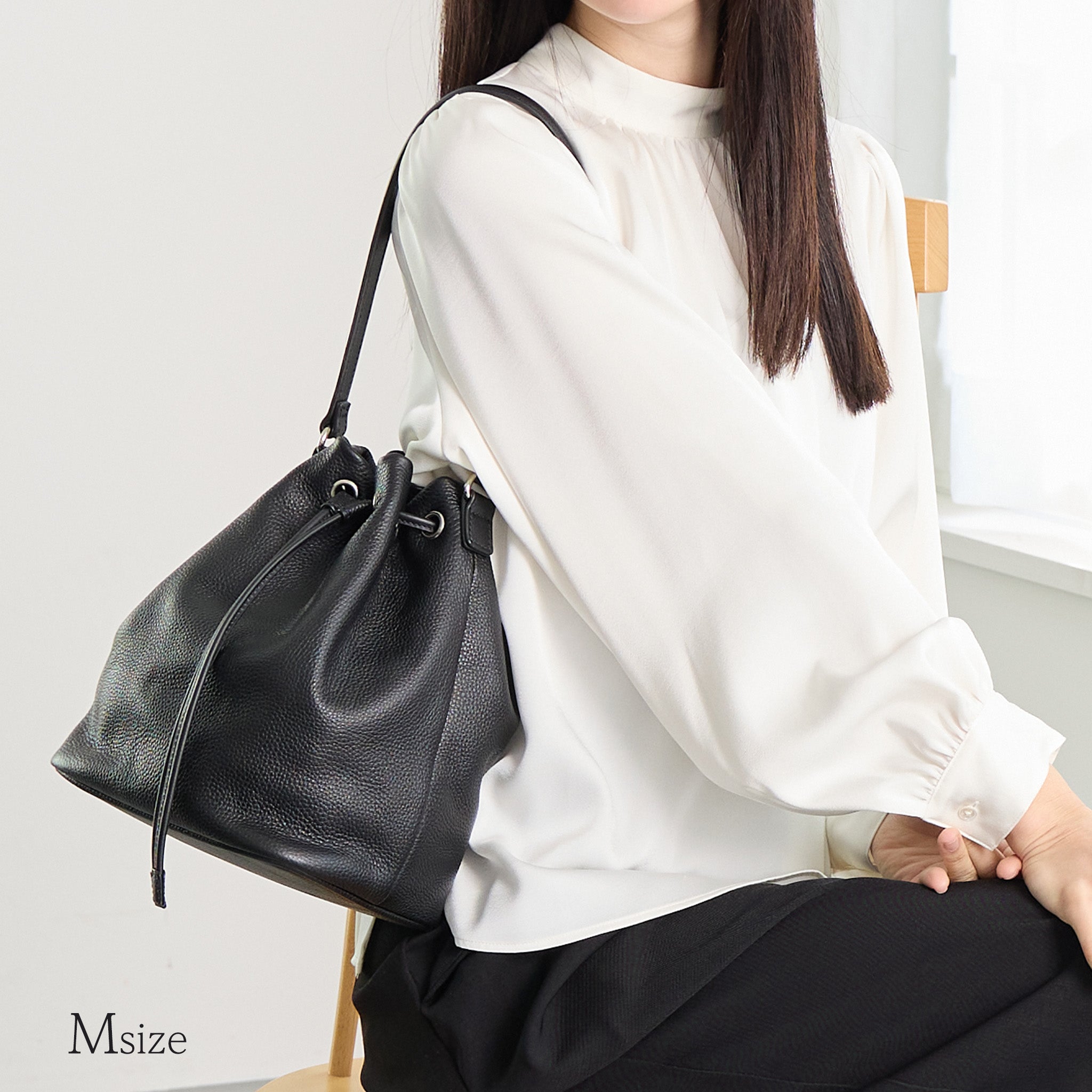 【シュリンクレザー】Drawstring Bag (S・M)