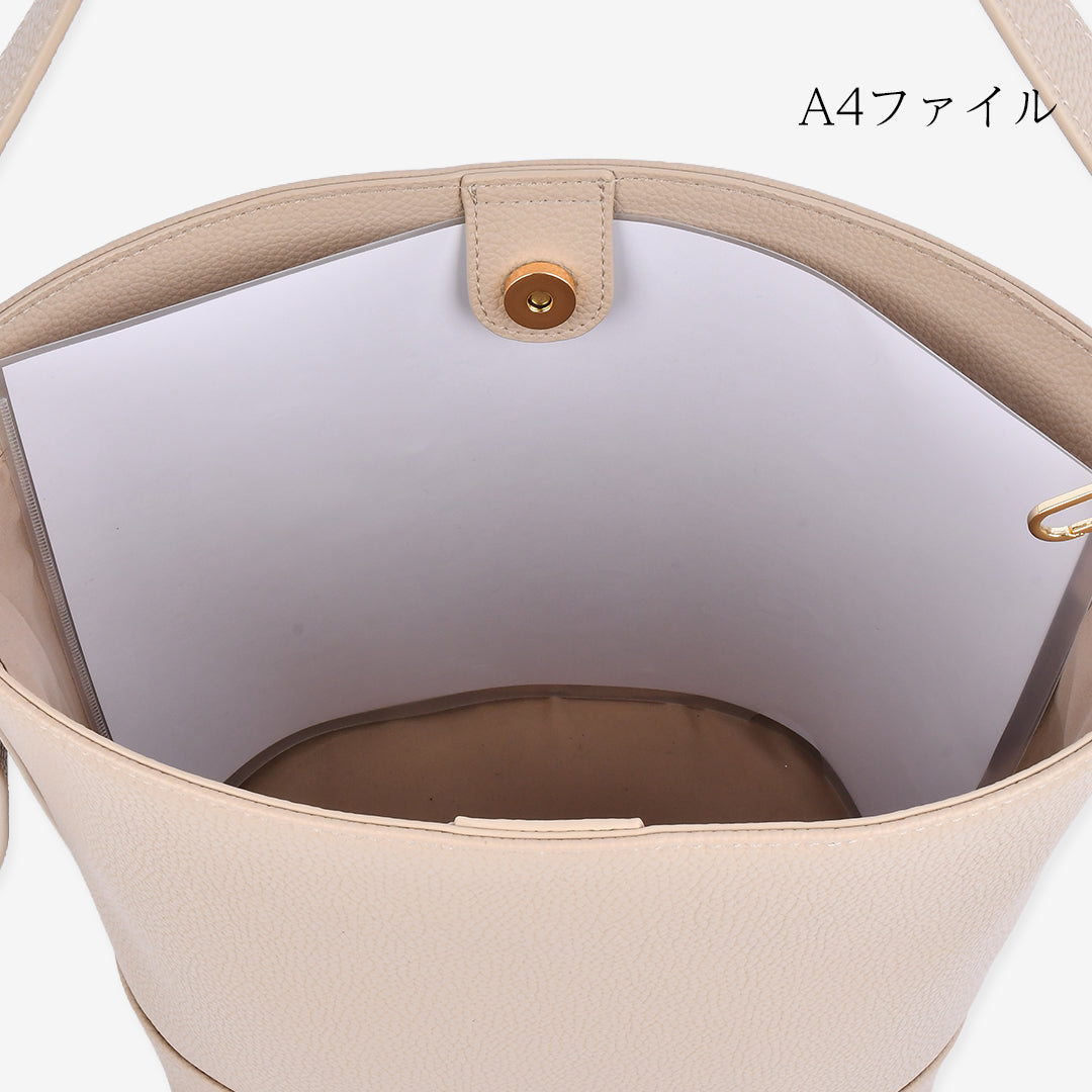 ホワイトレザーバケットバッグ A4ファイル