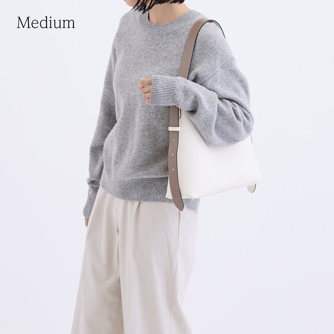 2wayバイカラーショルダーバッグ アイボリー Medium着用