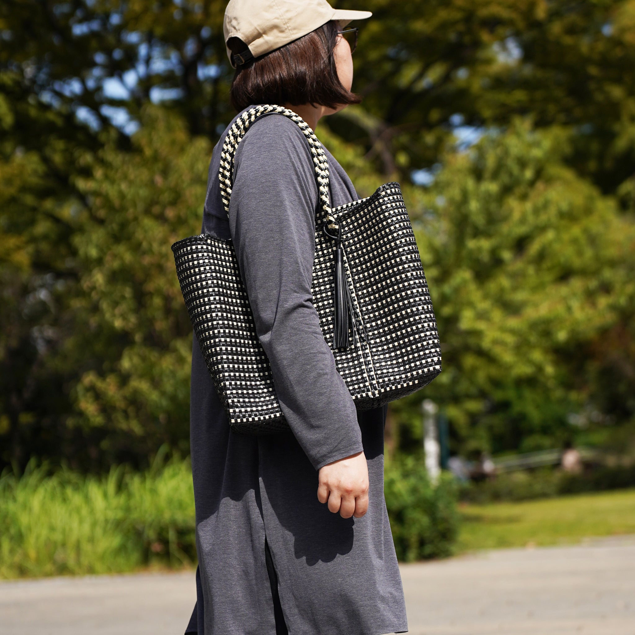 Mercado Bag, Large, Kingham, Black x Cream, RB0023