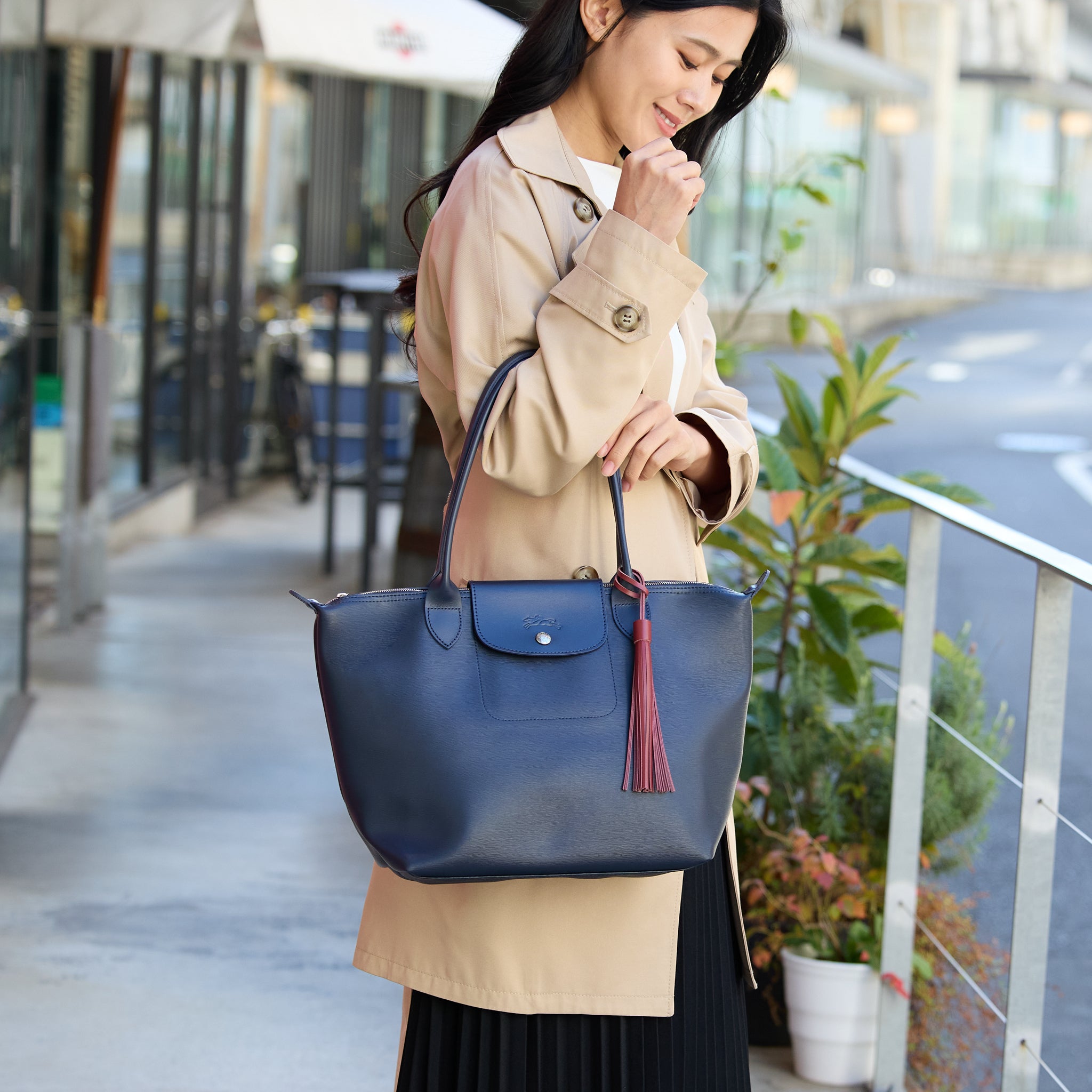 LOEWE ロエベ タッセル チャーム キーリング 本革 レザー ブルー
