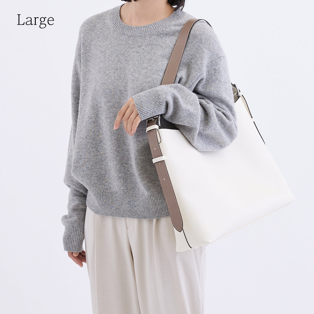 2wayバイカラーショルダーバッグ アイボリー Large着用